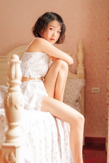 女性三角毛毛区长了个硬疙瘩